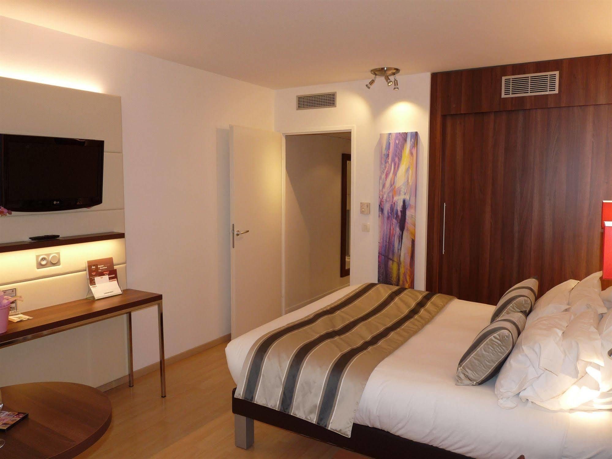 Residhome Paris-Massy Luaran gambar